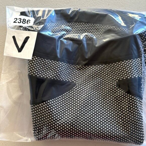 ALC Black and white Skater Mini Skirt Small - Picture 11 of 12